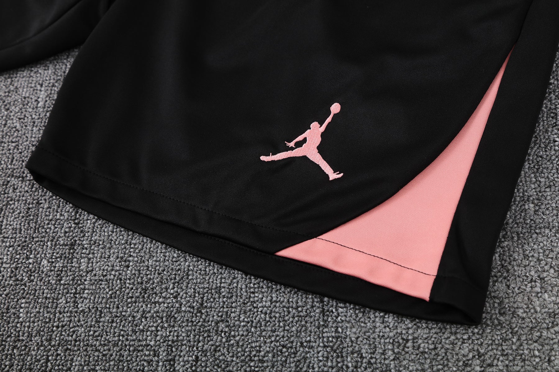 Kit Tank Top + Shorts Paris White/Black/Pink Training 25/26