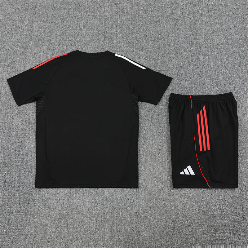 Kit Shirt + Shorts Ajax Black Training 25/26
