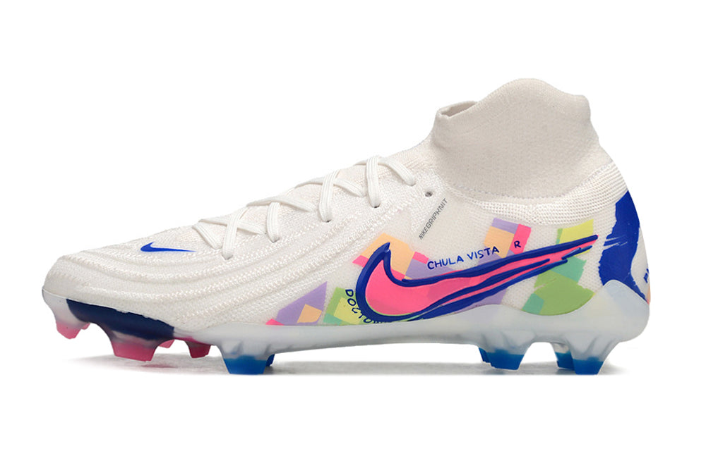 Nike Phantom Luna II FG Cleats