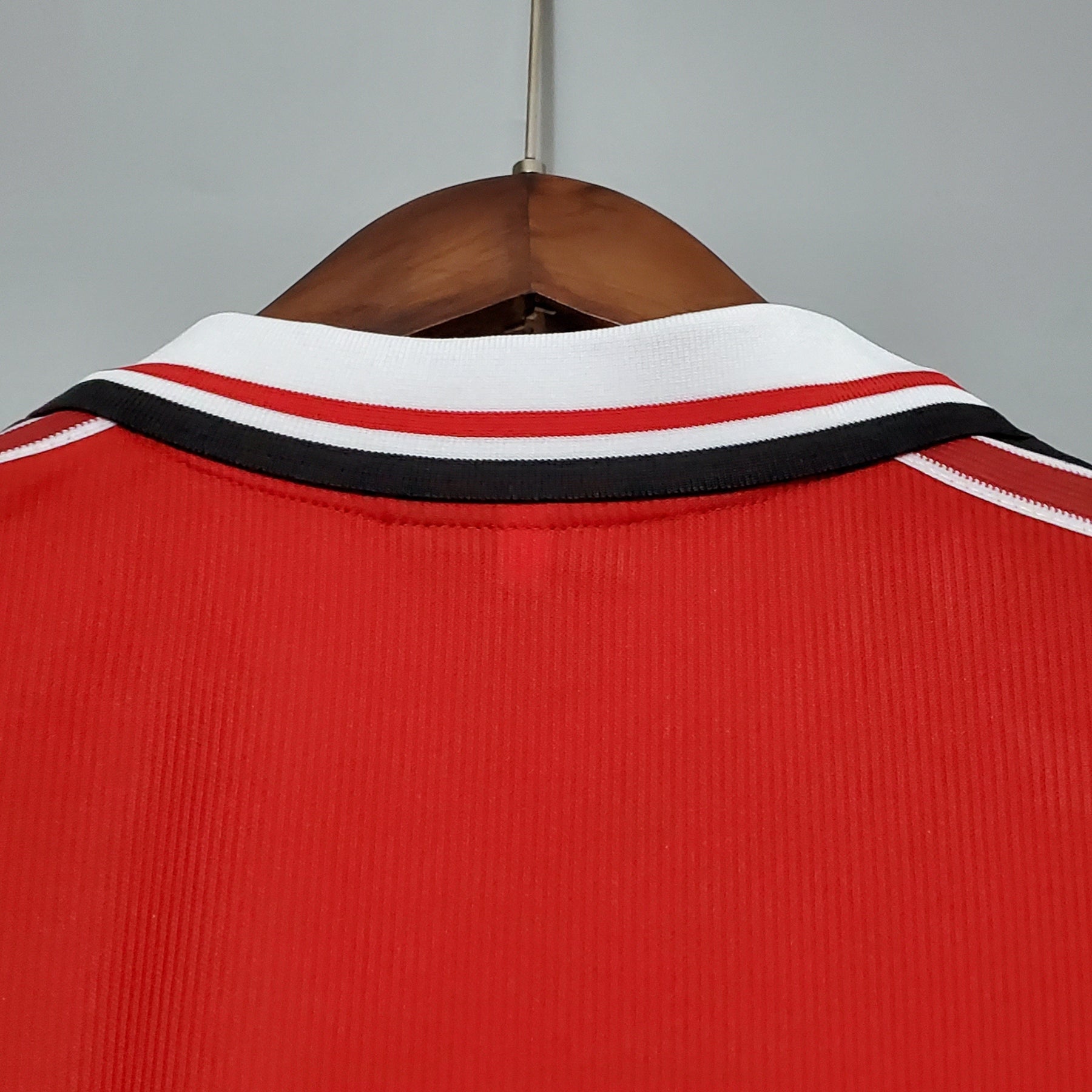 Manchester United Home Jersey 98/00 Retro