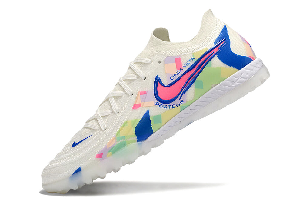 Nike Phantom GX II TF Boots