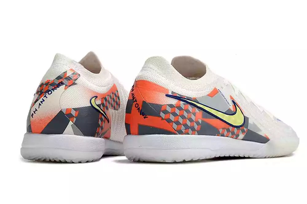 Nike Phantom GX II IC Boots