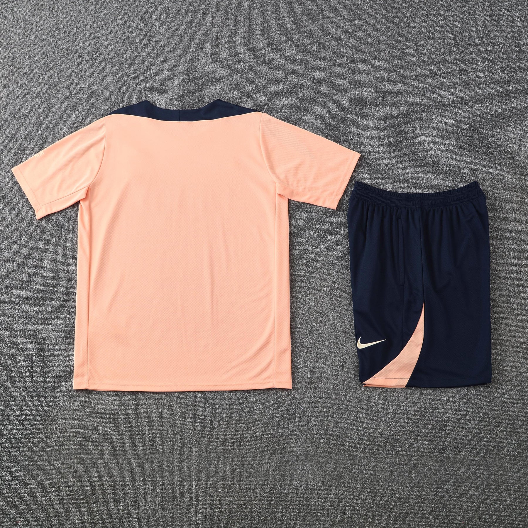 Kit Shirt + Shorts Chelsea Pink/Black Training 25/26