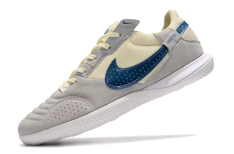 Nike Street Gato IC Boots