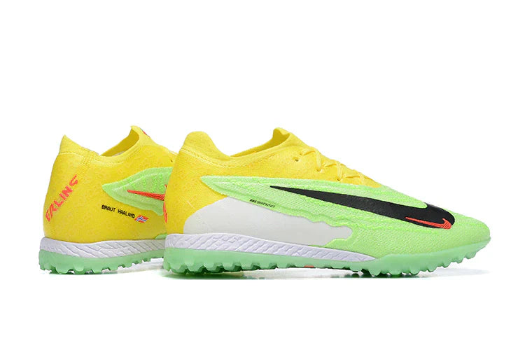Nike Gripknit Phantom GX Elite TF Boots