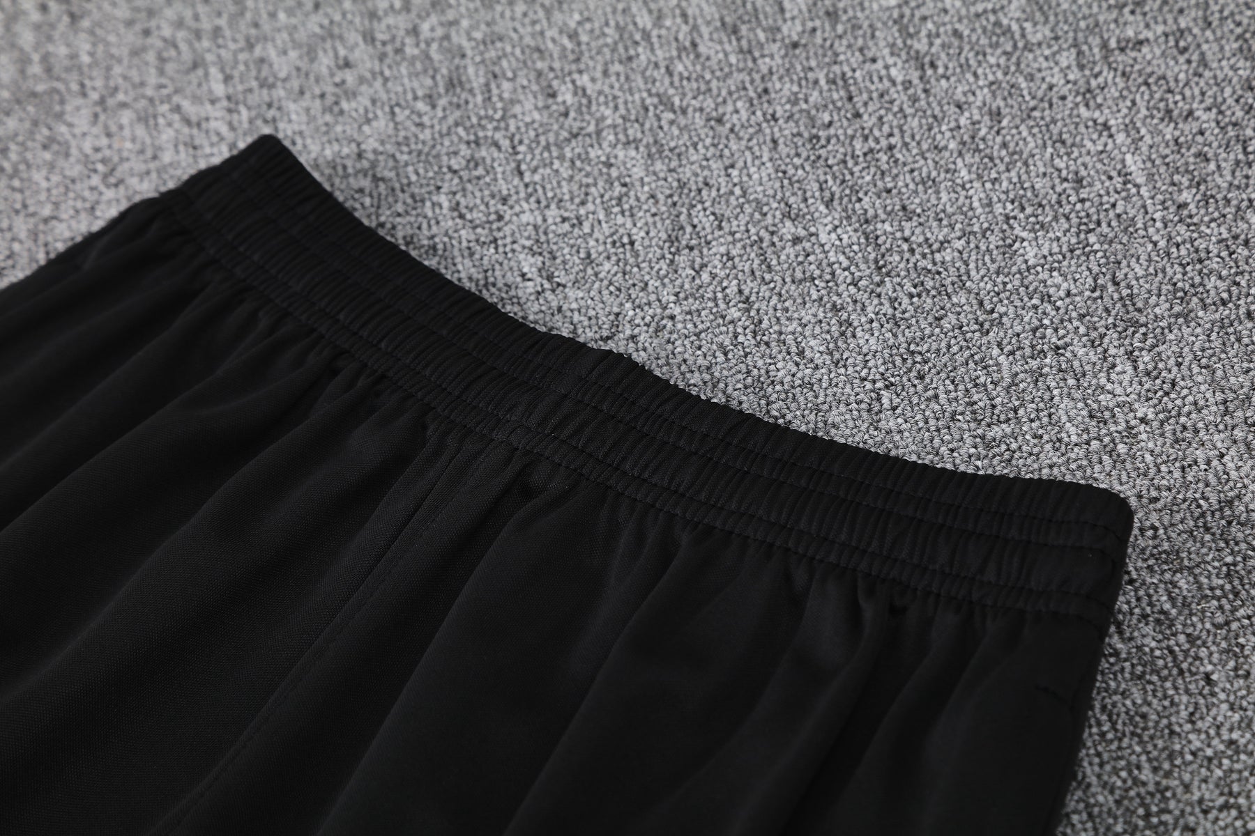 Kit Shirt + Shorts Paris Black/Pink Training 25/26