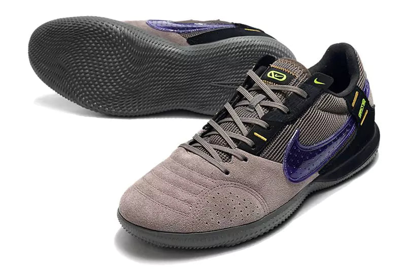 Nike Street Gato IC Boots