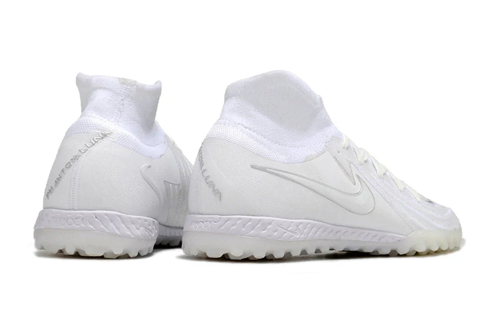 Nike Phantom Luna II TF Boots