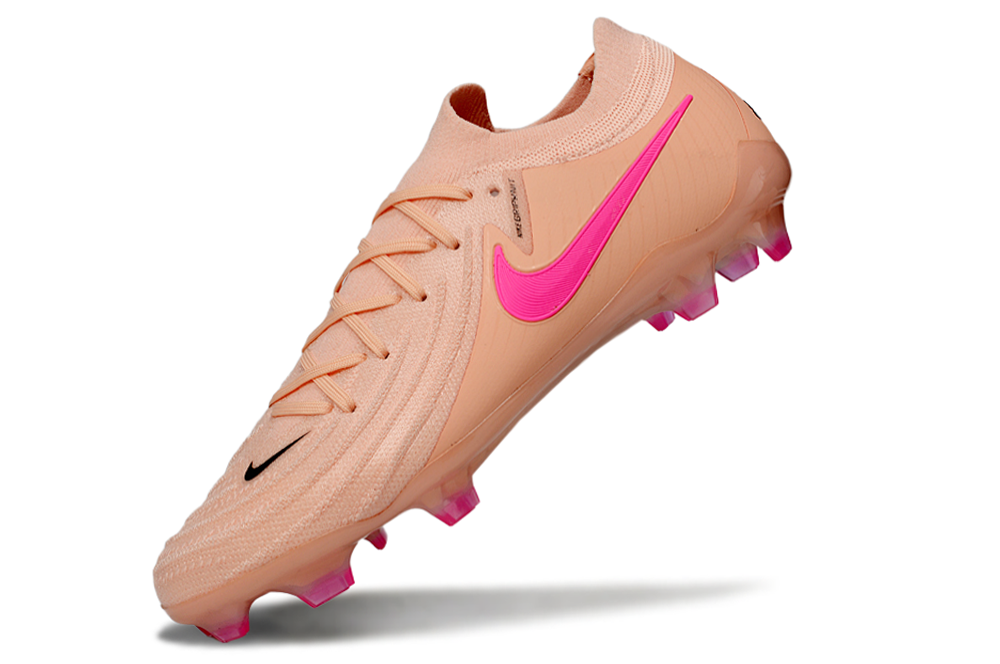 Nike Phantom GX II FG Cleats