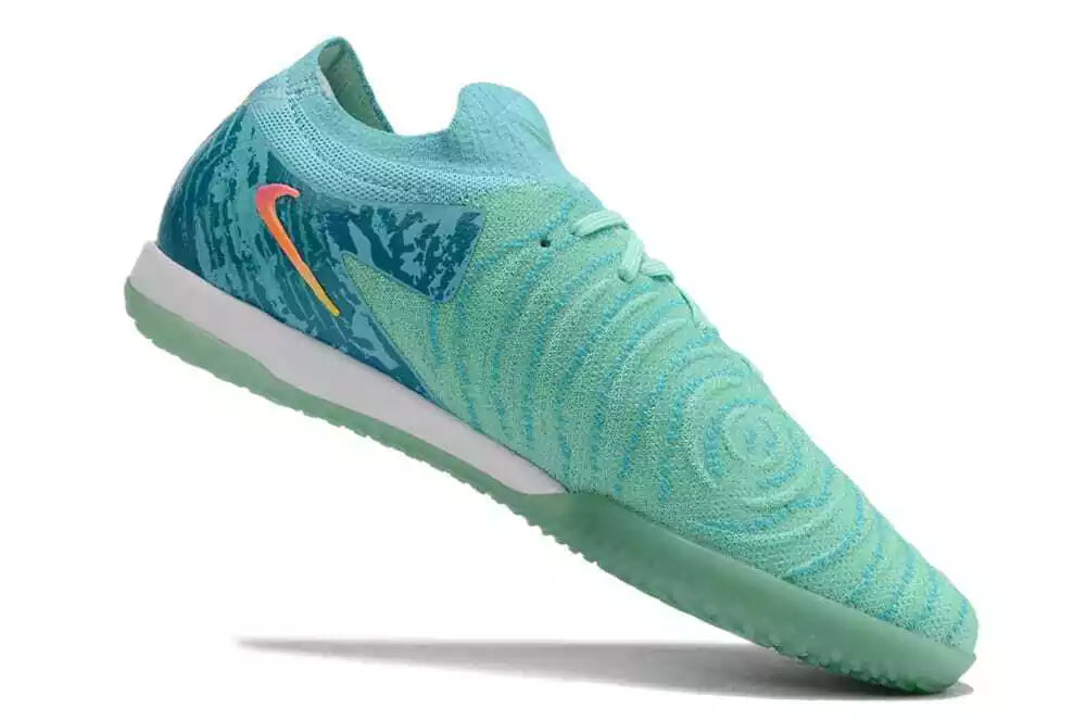 Nike Phantom GX II IC Boots