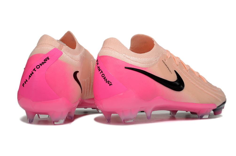 Nike Phantom GX II FG Cleats