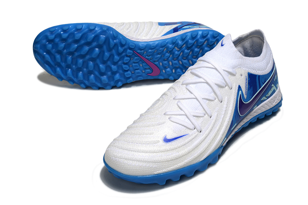 Nike Phantom GX II TF Boots