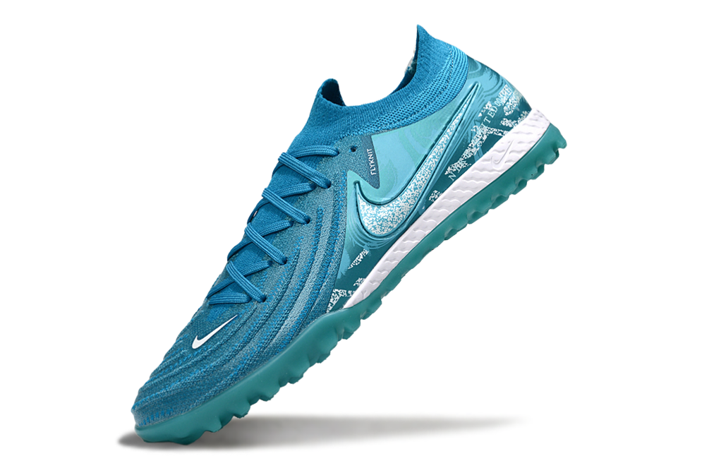 Nike Phantom GX II TF Boots