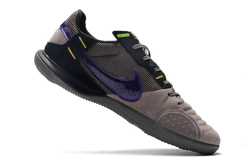 Nike Street Gato IC Boots