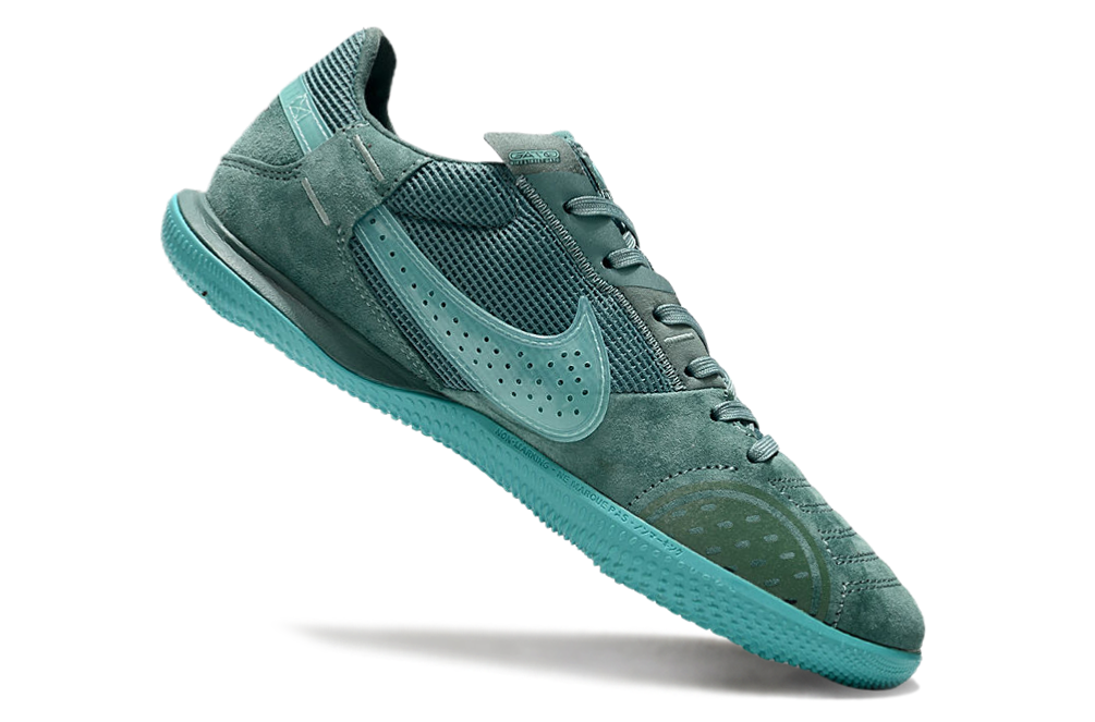 Nike Street Gato IC Boots