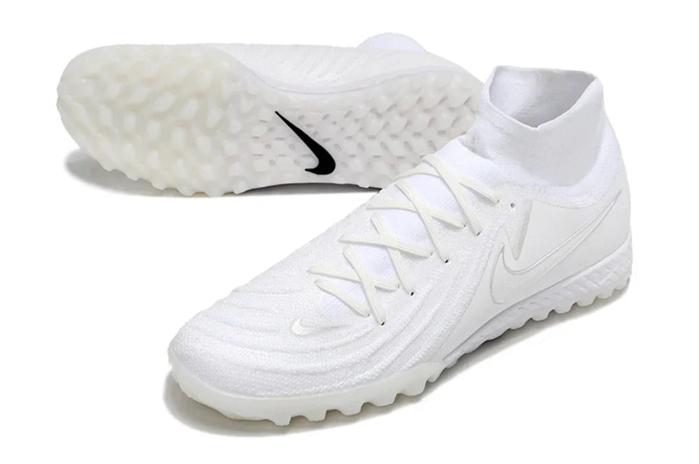 Nike Phantom Luna II TF Boots