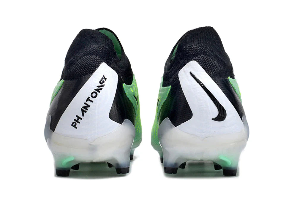 Nike Gripknit Phantom GX Elite Dynamic Fit FG Cleats