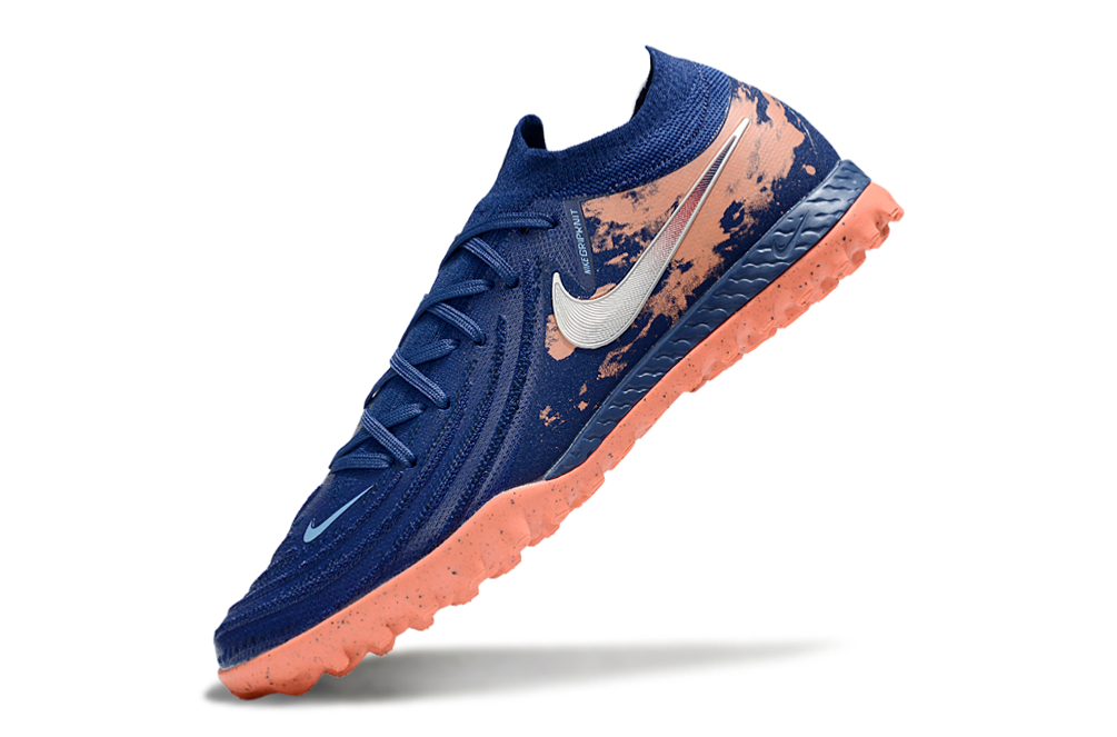 Nike Phantom GX II TF Boots