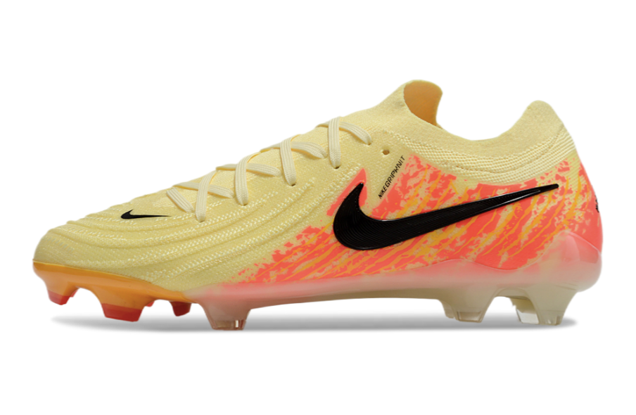 Nike Phantom Luna Elite NU FG Cleats