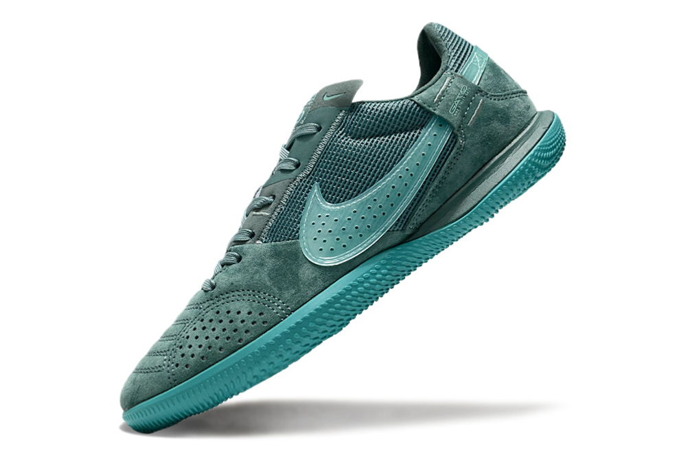Nike Street Gato IC Boots