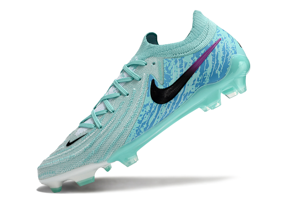 Nike Phantom GX II FG Cleats