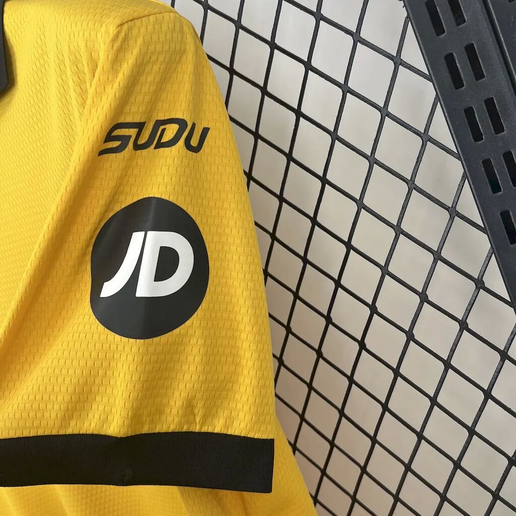 Wolverhampton Home Jersey 25/26