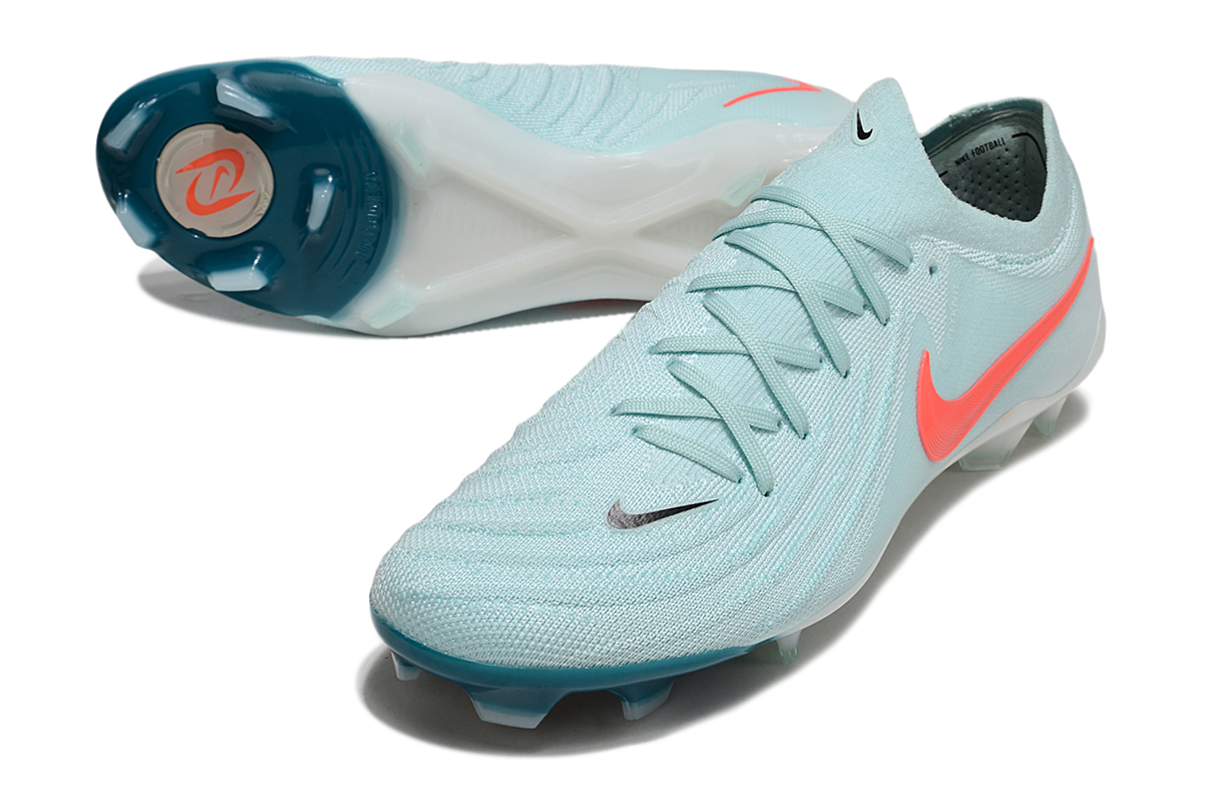 Nike Phantom GX II FG Cleats