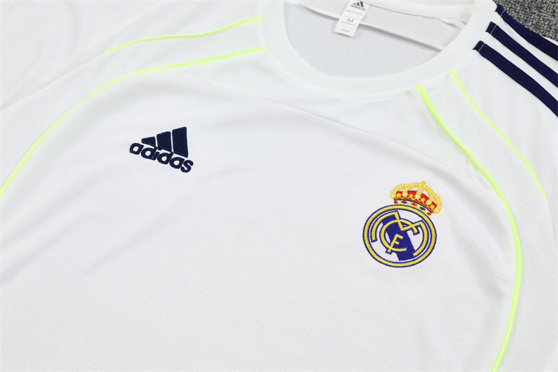 Kit Shirt + Shorts Real Madrid White/Blue Training 25/26