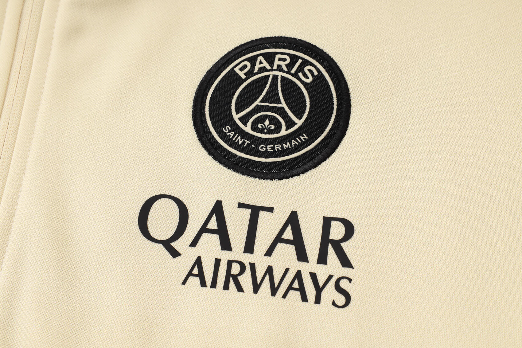 Tracksuit Paris Cream/Black 24/25