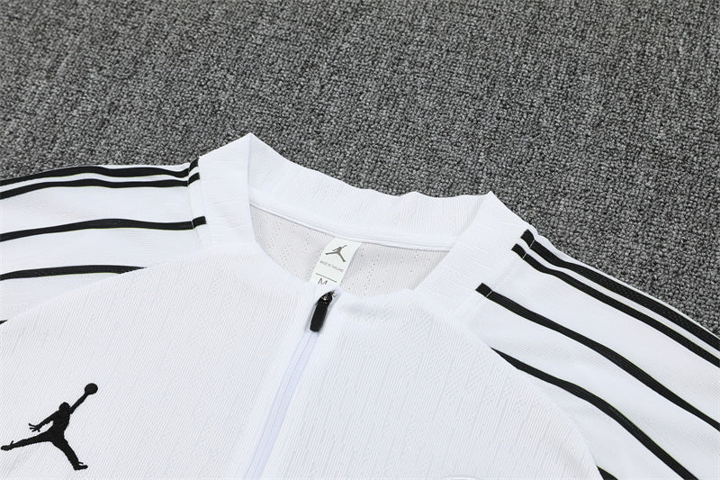 Tracksuit Paris White 25/26
