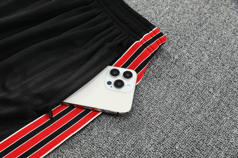Kit Shirt + Shorts Manchester United Training Red/Black 25/26
