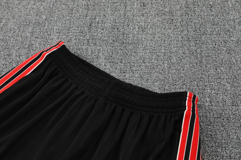 Kit Shirt + Shorts Manchester United Training Red/Black 25/26