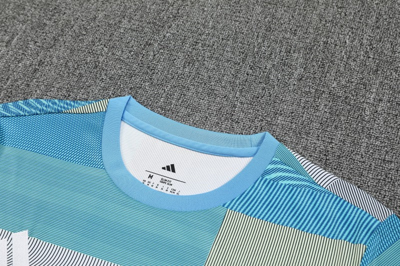 Kit Shirt + Shorts Real Madrid Training 25/26