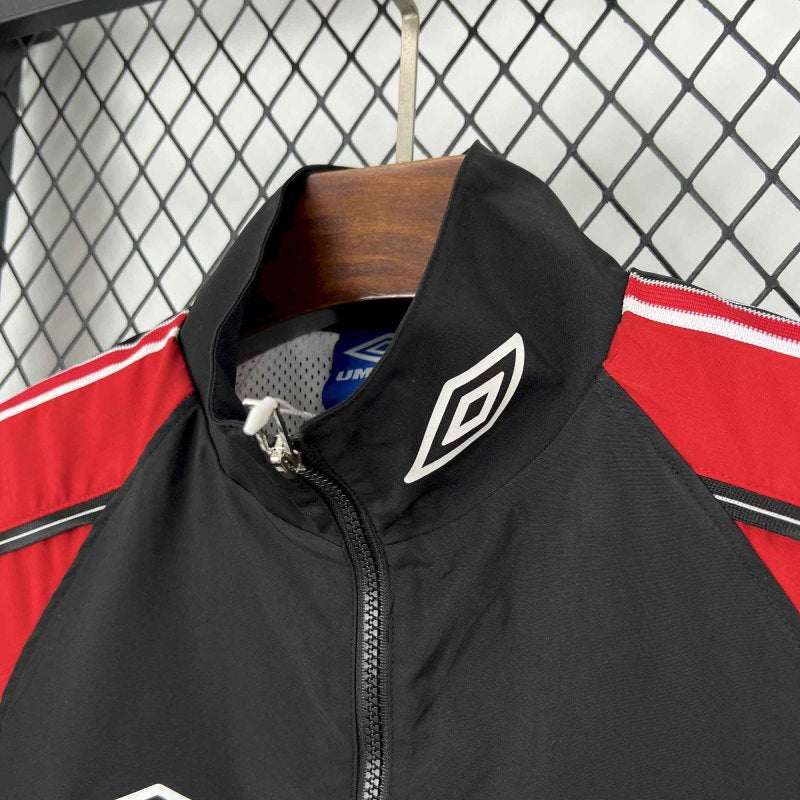 Manchester United Retro Windbreaker