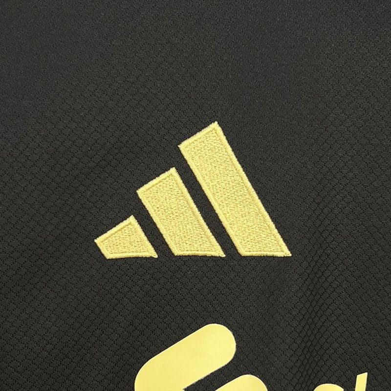 Liverpool Special Edition Black Jersey 25/26