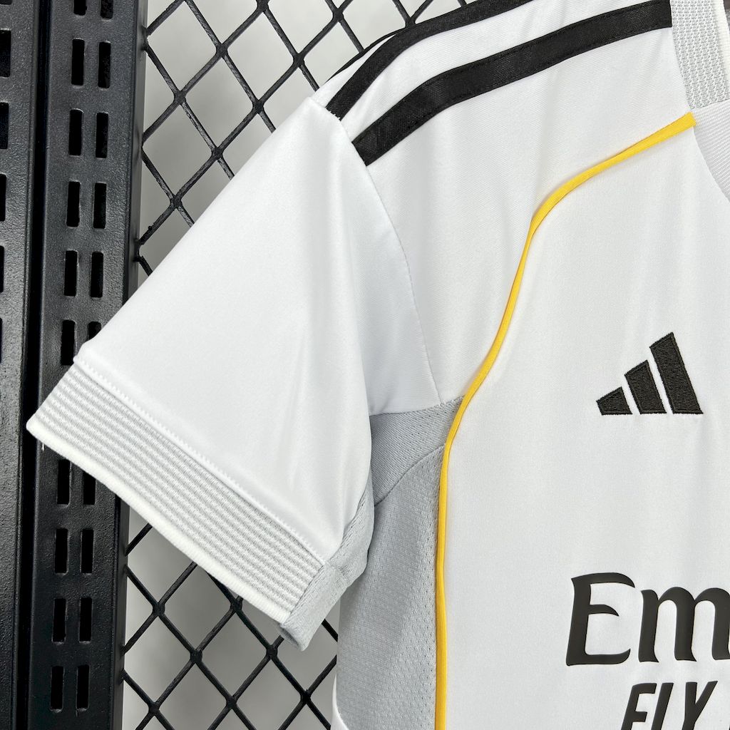 RM Home 25/26 Kit Kids