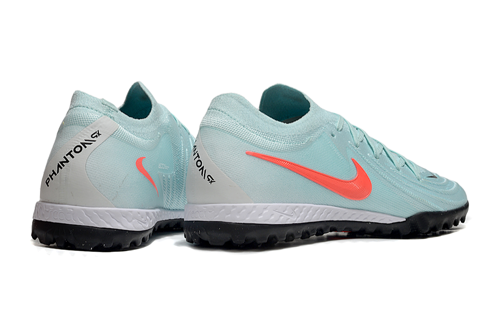 Nike Phantom GX II TF Boots