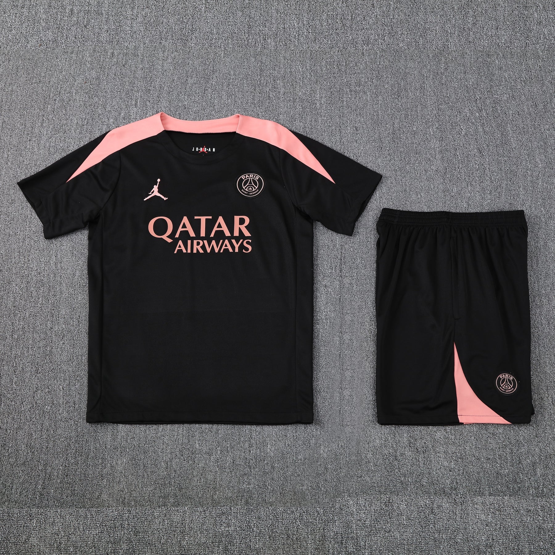 Kit Shirt + Shorts Paris Black/Pink Training 25/26