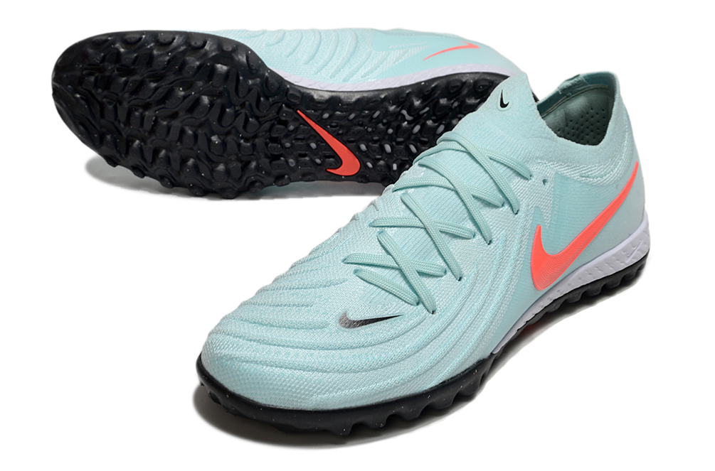 Nike Phantom GX II TF Boots