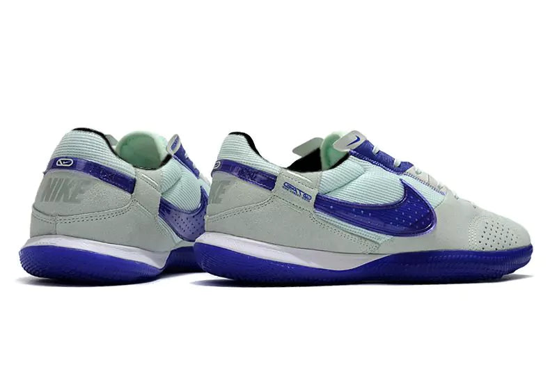 Nike Street Gato IC Boots