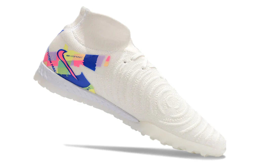 Nike Phantom Luna II TF Boots