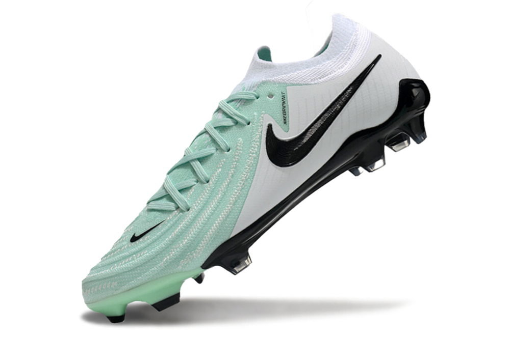 Nike Phantom GX II FG Cleats