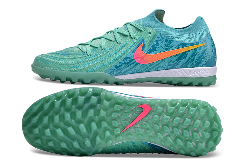 Nike Phantom GX II TF Boots