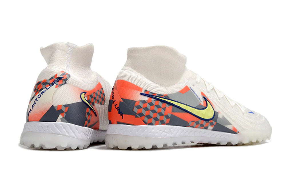 Nike Phantom GX Luna TF Boots