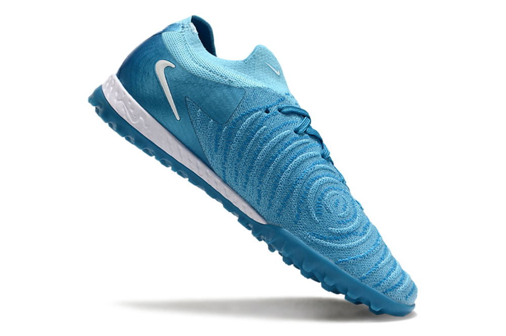 Nike Phantom GX II TF Boots