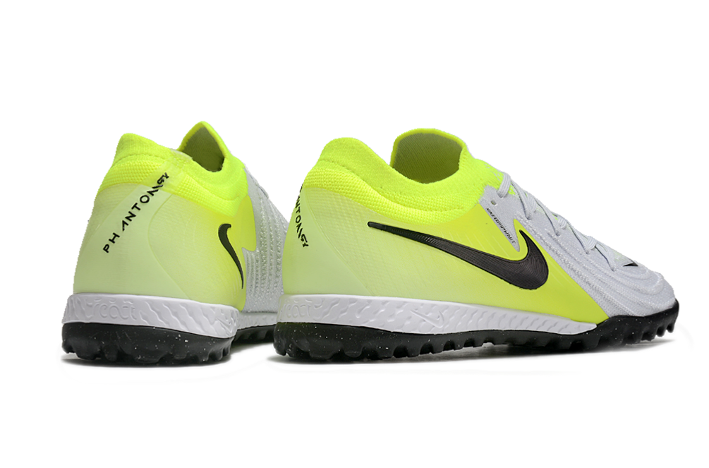 Nike Phantom GX II TF Boots