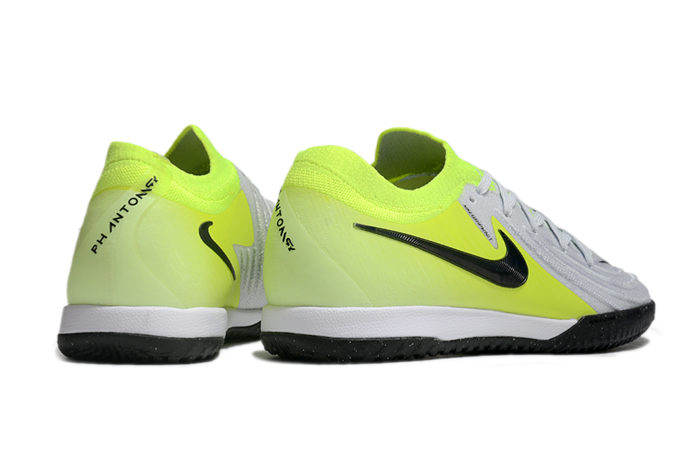 Nike Phantom GX II IC Boots