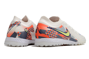 Nike Phantom GX II TF Boots
