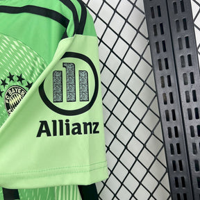 Bayern Munich Goalkeeper Home Jersey 25/26