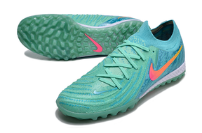 Nike Phantom GX II TF Boots